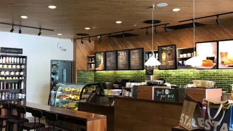 Starbucks in เมืองกระบี่