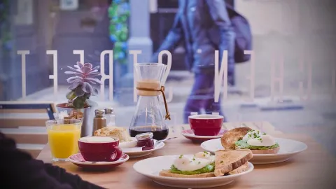 Batchen Street Coffee in 엘긴