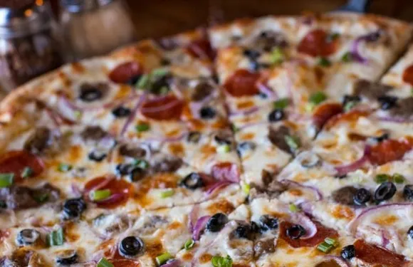 Domenic's Pizzeria
