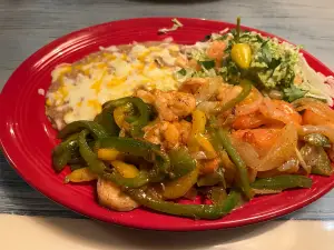 Papagayos Mexican Restaurant + Cantina