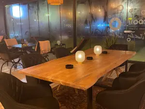 Zoom Social Lounge