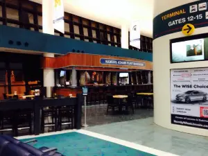 Bishop International Airport Lounge