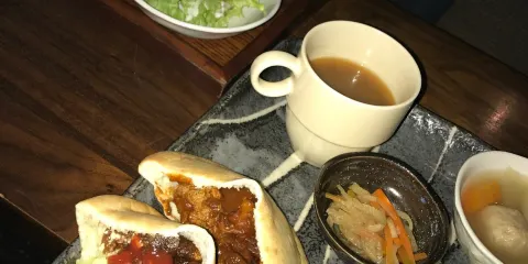 Natural Cafe and Gallery Kura