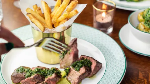 Cosy Club in Эксетер