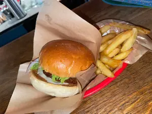 Burgr