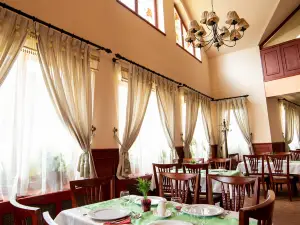 Csillag Guesthouse & Restaurant