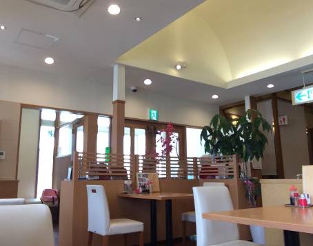 レストラン タイニー