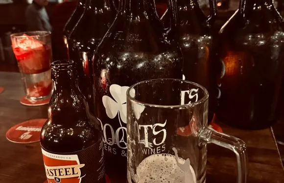 Roots Bar