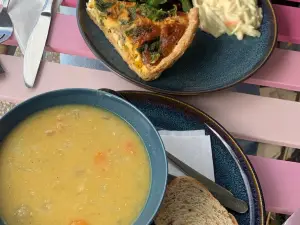 Roxy's Coffee & Tea House