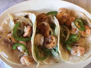 Taquería Azteca De Oro