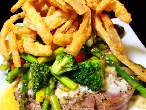 Trinidad Bay Eatery & Gallery