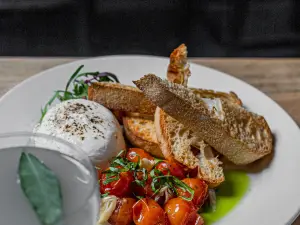 The Rossi Bar + kitchen