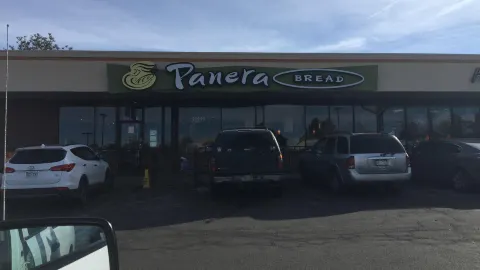 Panera Bread in ออโรรา