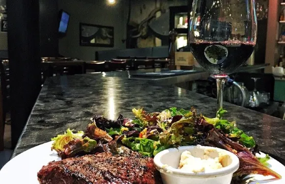 CUT Casual Steak & Tap