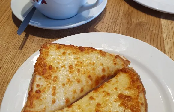 Costa Coffee