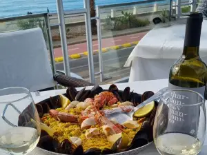Atmosfera Versatile - Restaurant Lounge Bar -