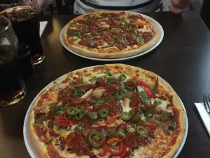 Loegstoer Pizza