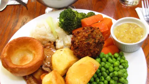 The Red Lion Bar & Restaurant in Dover
