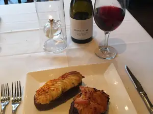 Omar's Uptown