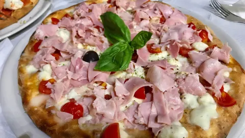 Pizzeria Steripinto in 취아카
