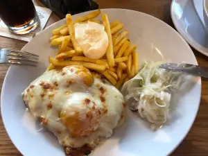 Balkan Grill