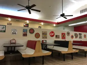 Iceberg Drive Inn - Fillmore