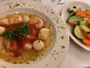 Rini's Restaurant & Wine Bar