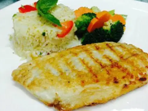 Aux Saisons Bar & Restaurant