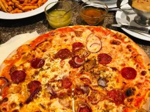 Florios Pizzeria