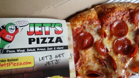 Jet's Pizza in Matthews
