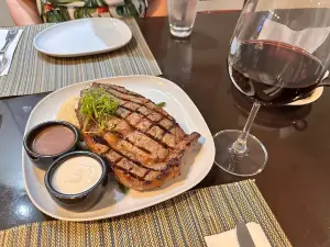 Delmonico Kitchen & Bar 86