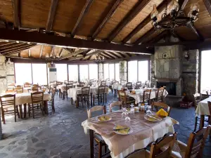 tavern Pleiades