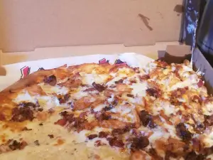 Dedham House of Pizza