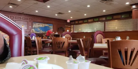 IRV'S 33 Delicatessen