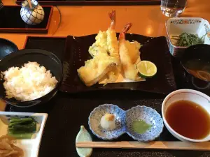 Azusaan