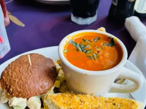 Austin Street Bistro