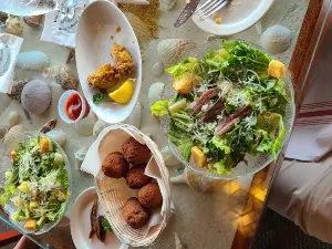 Kelly's Fish House Dining Room
