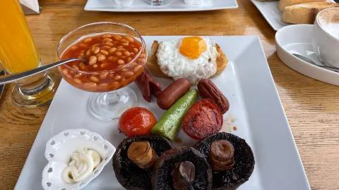 The Brothers Cafe Restaurant in Каш