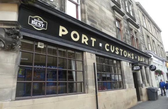 Port Customs Bar