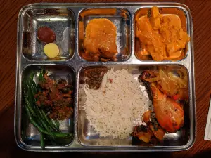 Chutneys Bistro - Wallingford Center