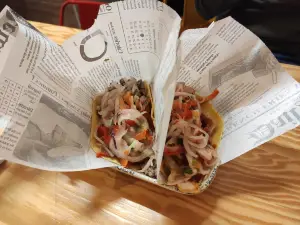 El Pollito, Taco e Burrito