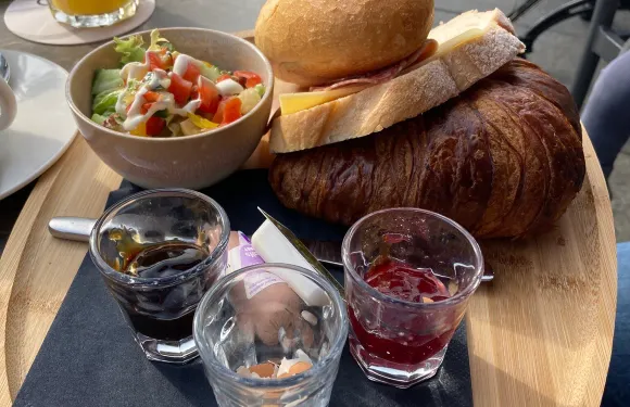 Bie Geurten | Ontbijt, Lunch & Borrel