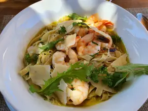 Mahalo Terraza & Bistro