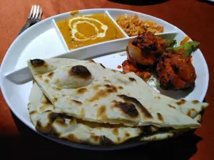Moti Mahal Delux