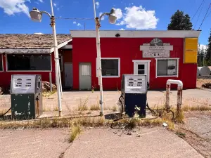 Diamond Lake Junction Cafe