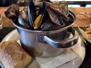 Monk's Cafe