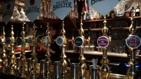 Birreria Rhein & Meuse in Ferrara