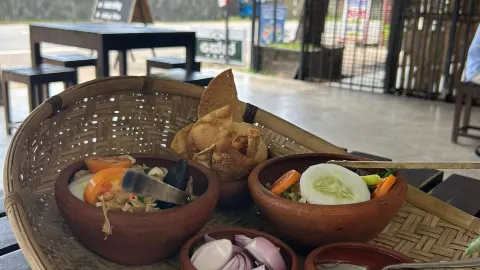 Talalla Juices & Curry in มาทาร่า