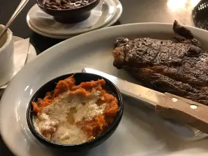 Pablo's Steaks and More