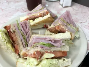 Lisciandro's Restaurant